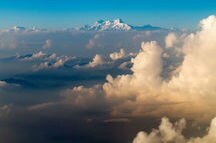 Witness the spectacular view of Mount Everest Witness the spectacular view of Mount Everest